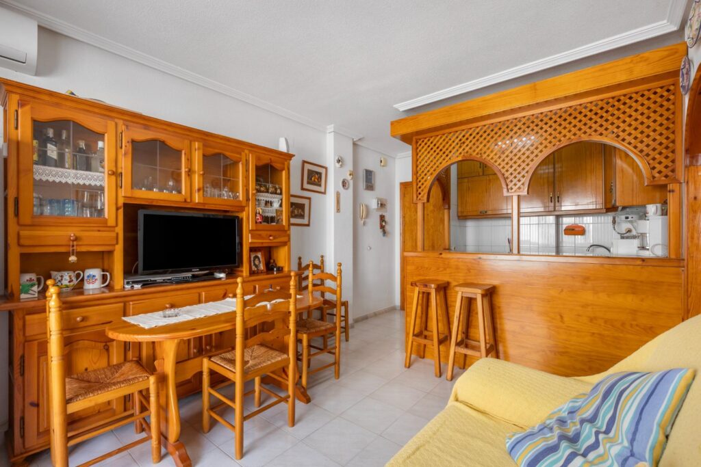Apartment in Torrevieja (La Mata)
