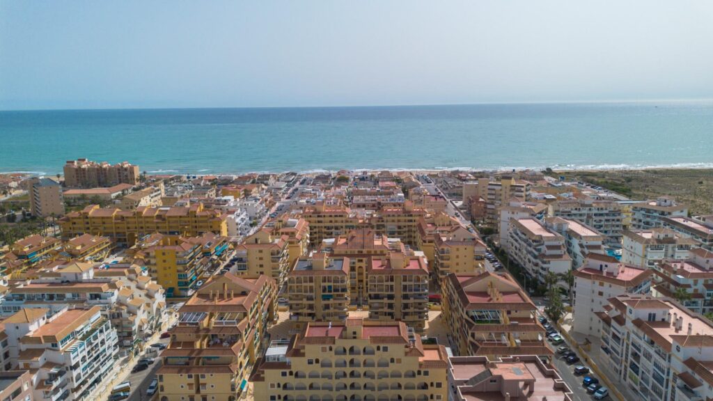 Apartment in Torrevieja (La Mata)