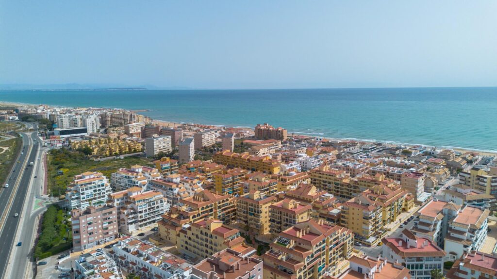 Apartment in Torrevieja (La Mata)