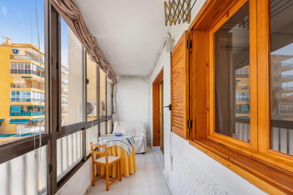 Apartment in Torrevieja (La Mata)