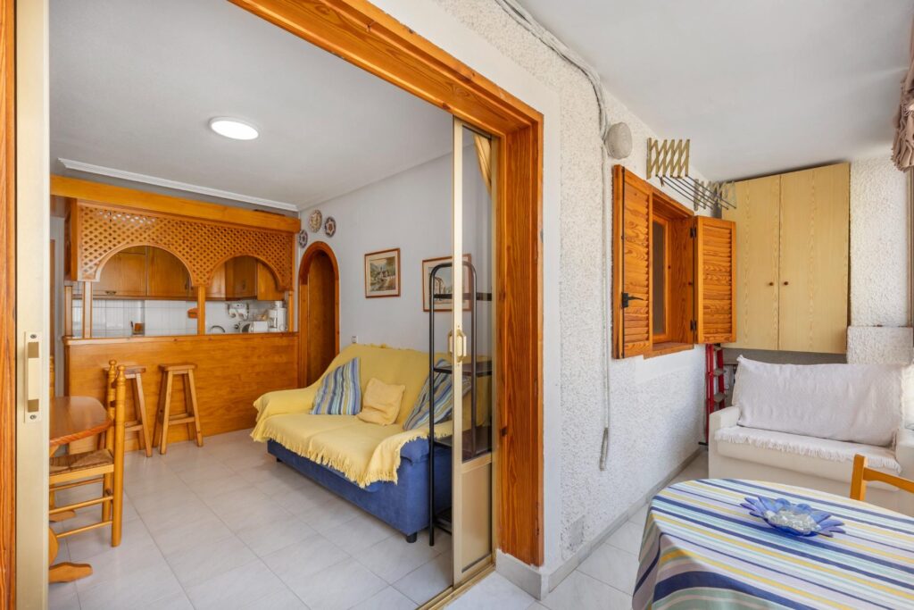 Apartment in Torrevieja (La Mata)