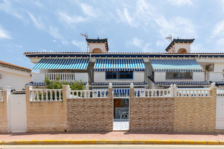Bungalow in Torrevieja (La Mata)