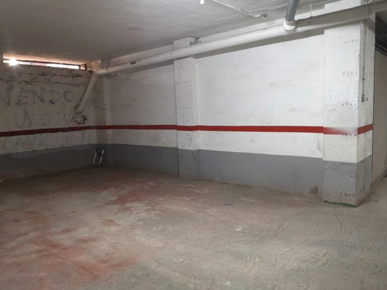 Garage in Torrevieja (Playa de Los Locos)