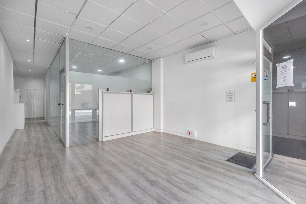 Commercial property in Torrevieja (La Mata Pueblo)
