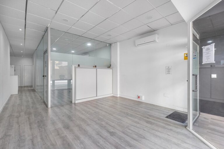 Commercial property in Torrevieja (La Mata Pueblo)