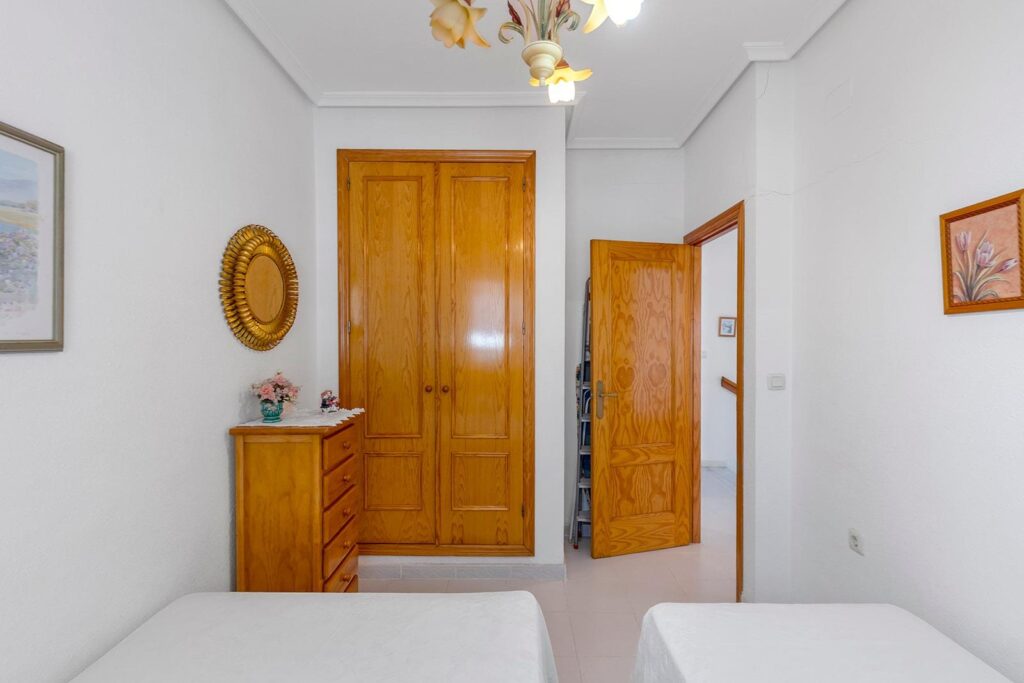 Bungalow in Torrevieja (La Mata)