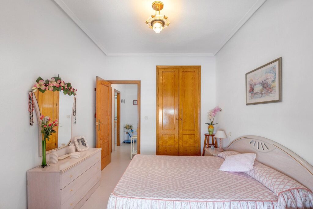 Bungalow in Torrevieja (La Mata)