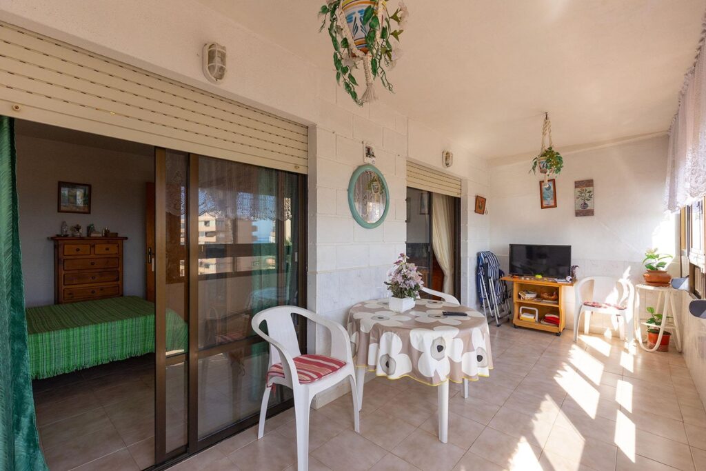 Apartment in Torrevieja (La Mata)