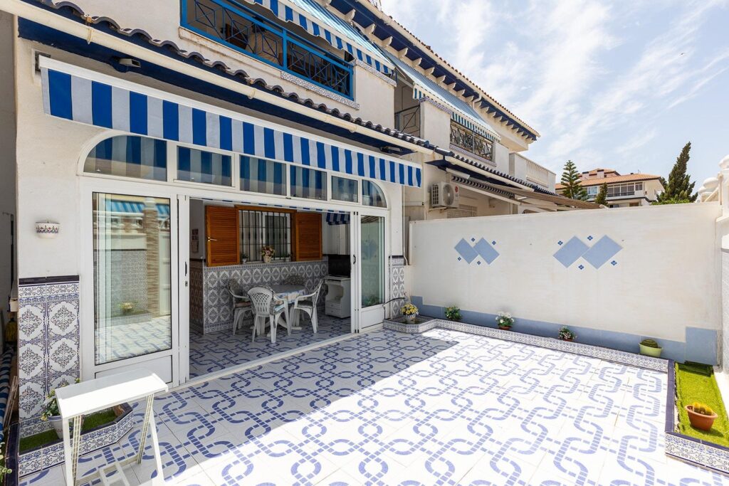 Bungalow in Torrevieja (La Mata)