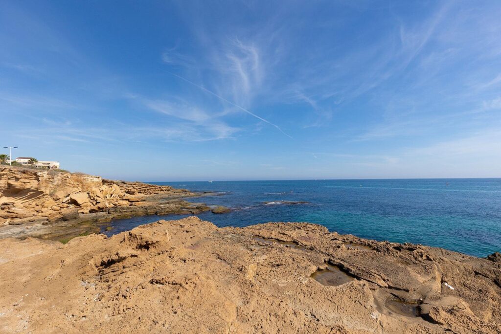 Apartment in Torrevieja (La Mata)