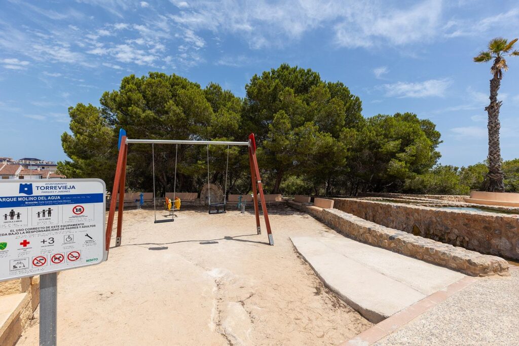 Bungalow in Torrevieja (La Mata)