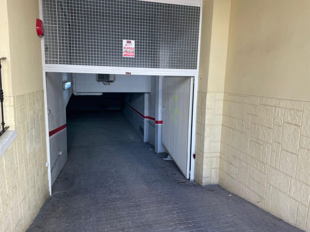Garage in Torrevieja (Playa del Cura)