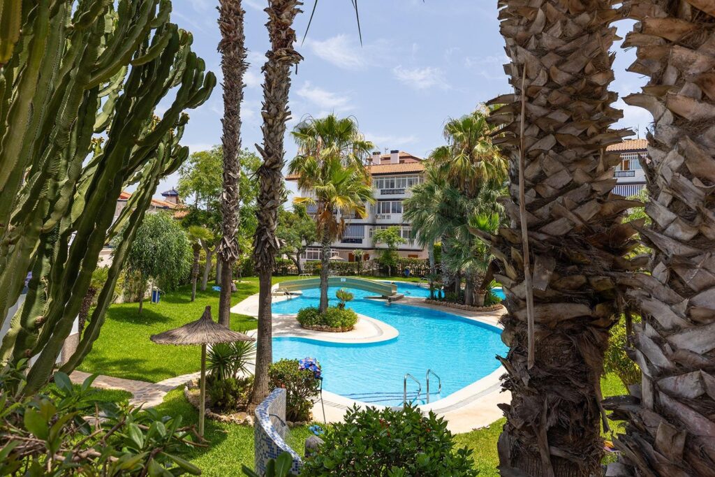 Bungalow in Torrevieja (La Mata)