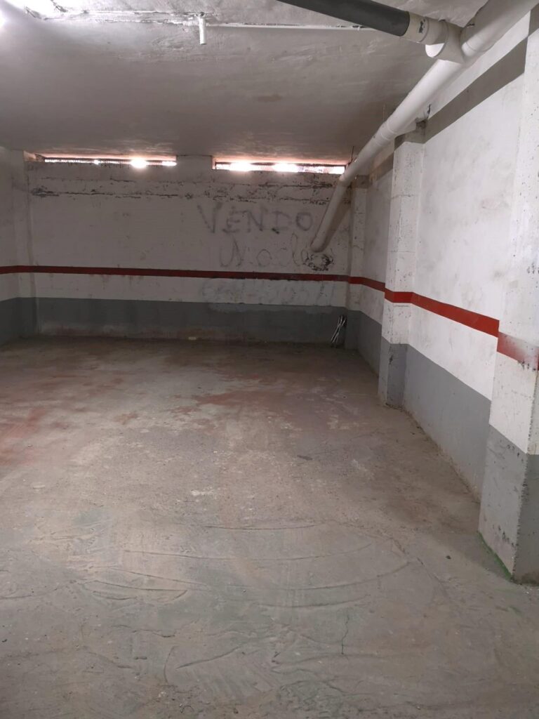 Garage in Torrevieja (Playa de Los Locos)