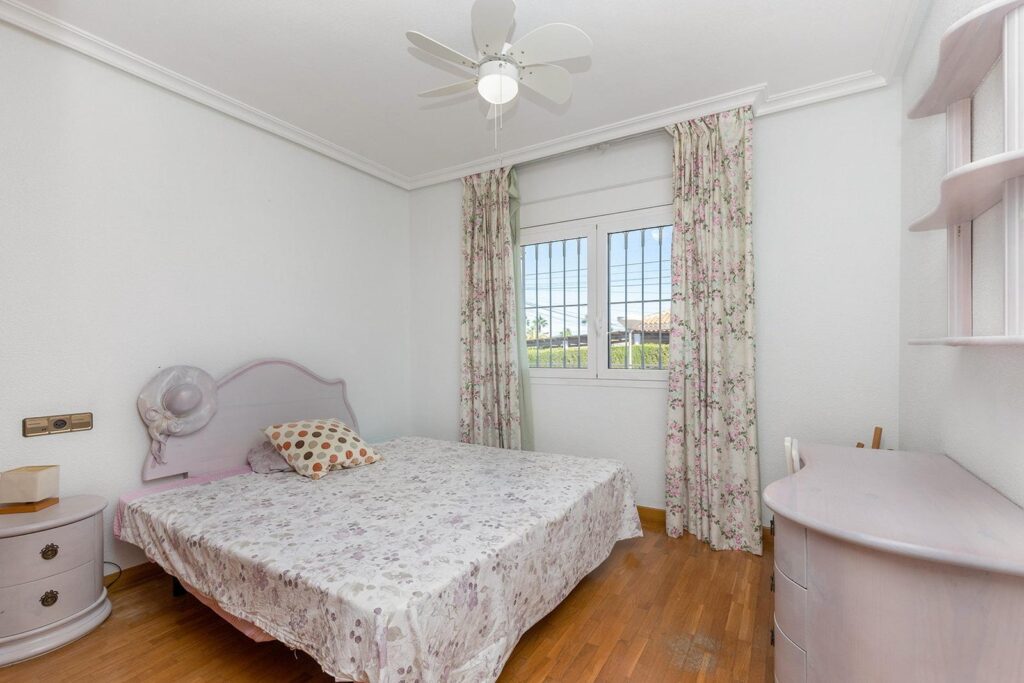 Villa in Torrevieja (Torreta Florida)