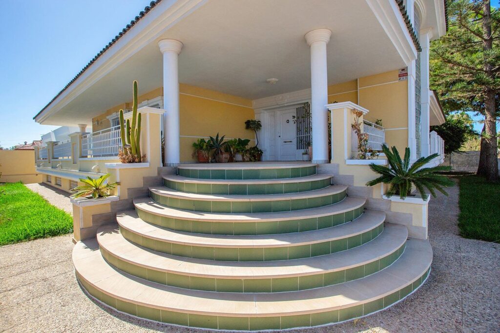 Villa in Torrevieja (Torreta Florida)