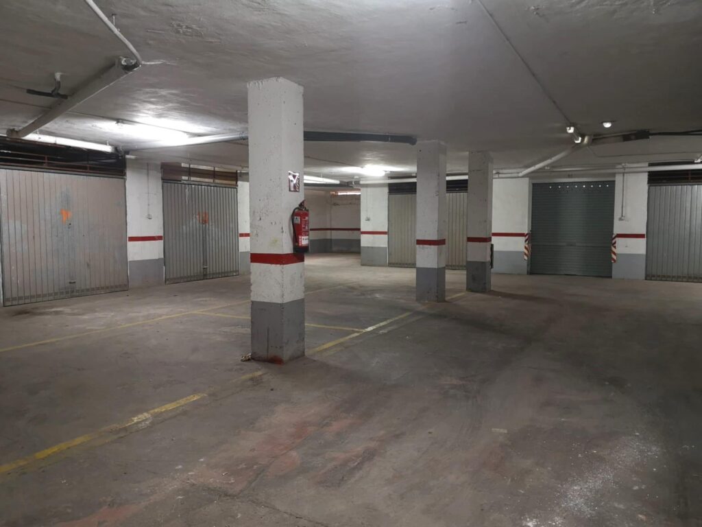 Garage in Torrevieja (Playa de Los Locos)
