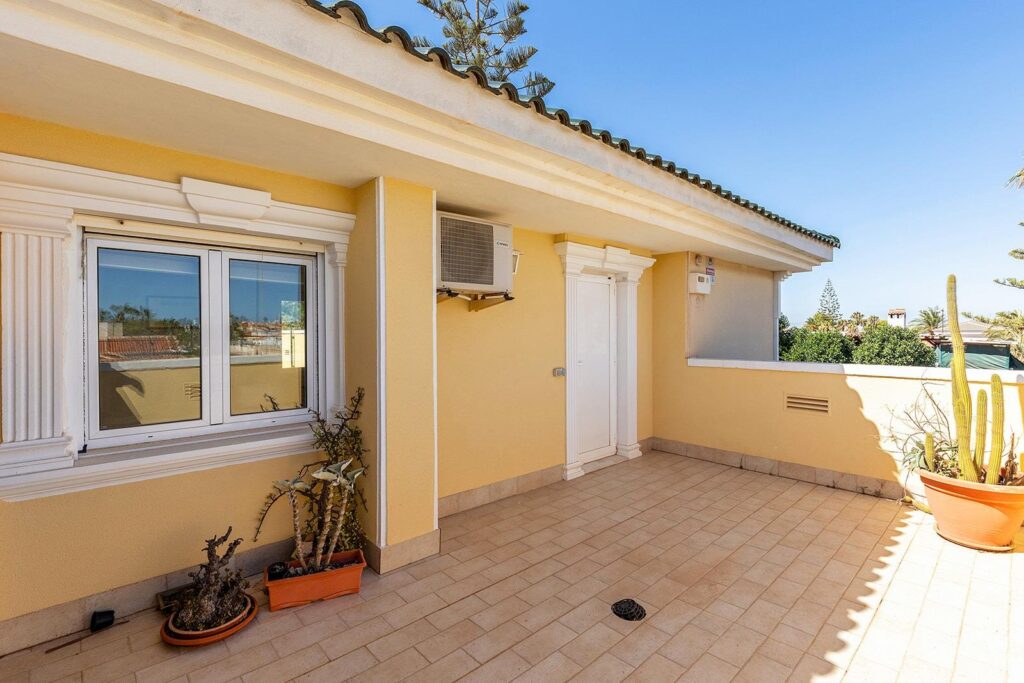 Villa in Torrevieja (Torreta Florida)
