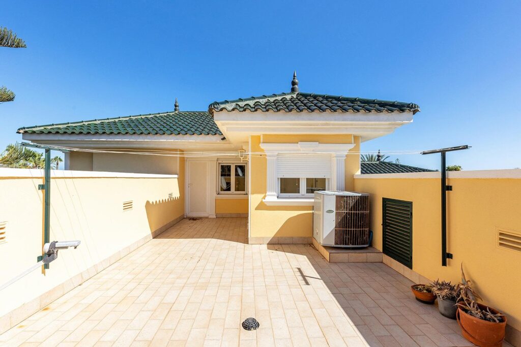 Villa in Torrevieja (Torreta Florida)