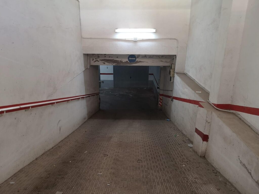 Garage in Torrevieja (Playa de Los Locos)