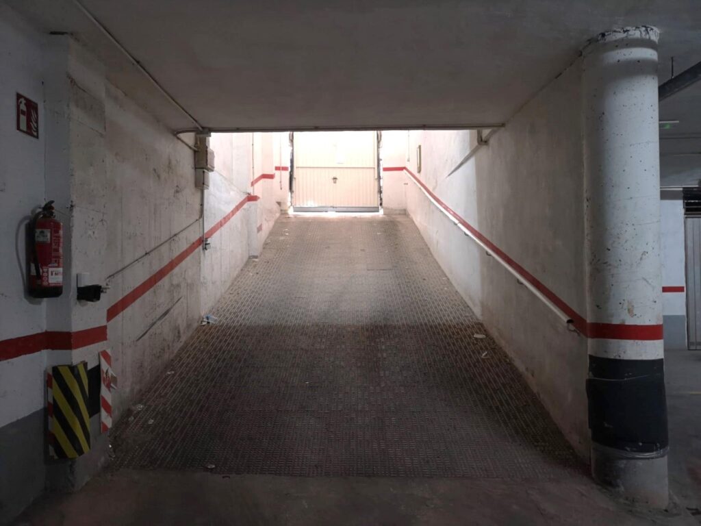 Garage in Torrevieja (Playa de Los Locos)