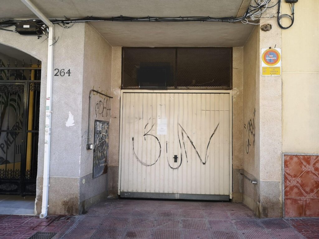 Garage in Torrevieja (Playa de Los Locos)