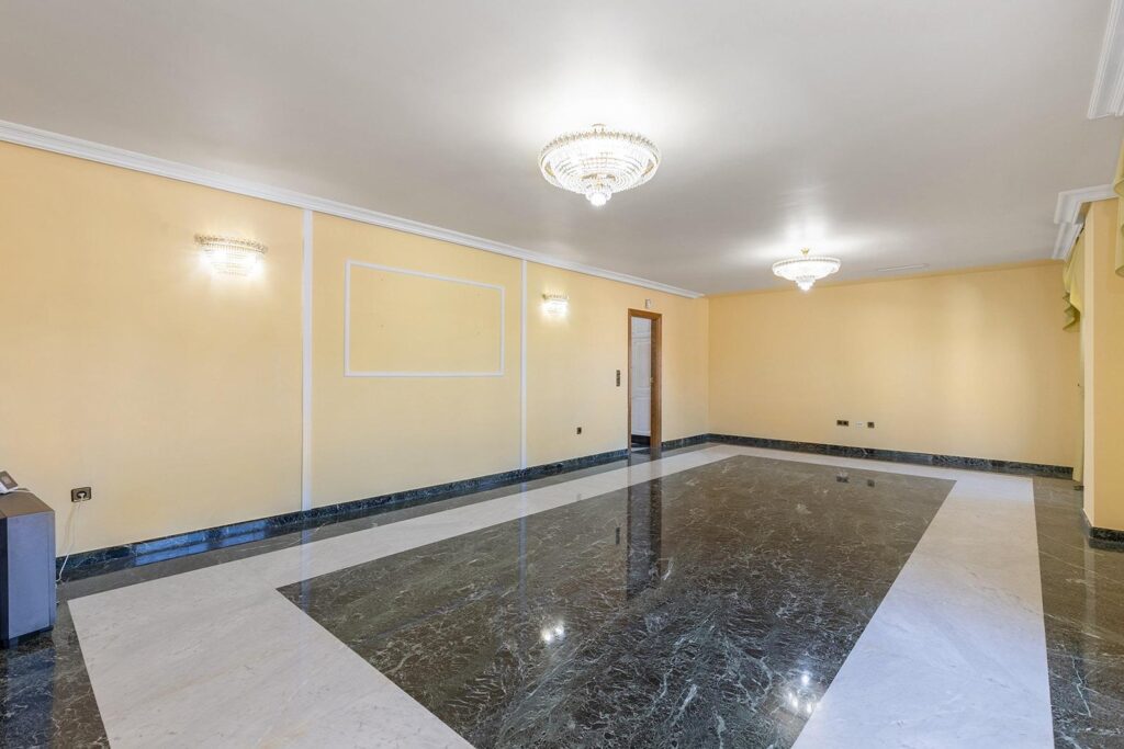 Villa in Torrevieja (Torreta Florida)