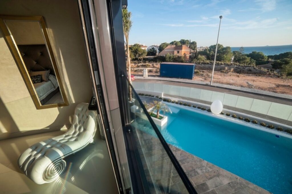Villa in Orihuela Costa (La Zenia)