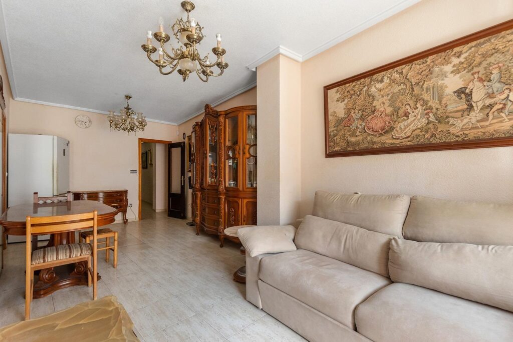 Apartment in Torrevieja (Estacion de Autobuses)