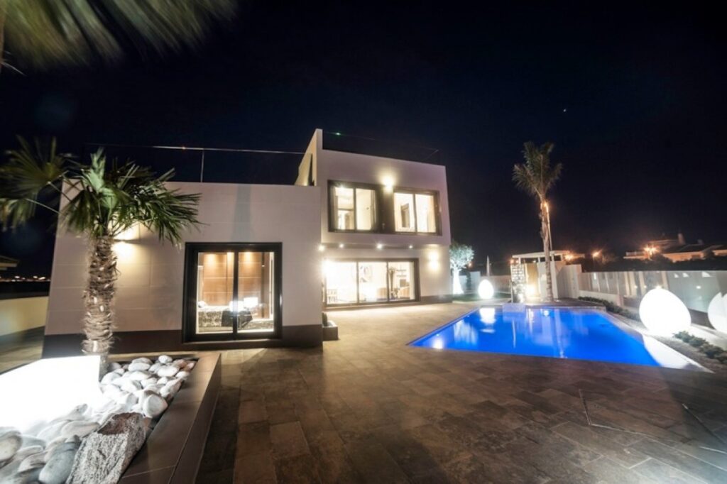 Villa in Orihuela Costa (La Zenia)