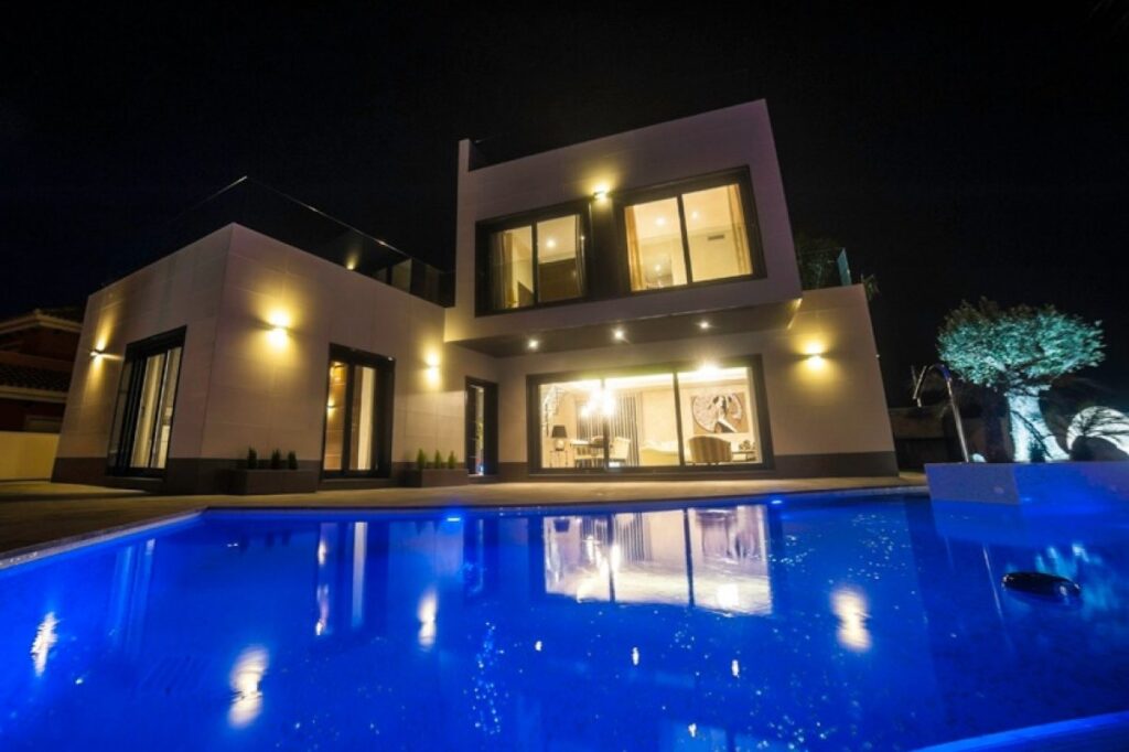 Villa in Orihuela Costa (La Zenia)
