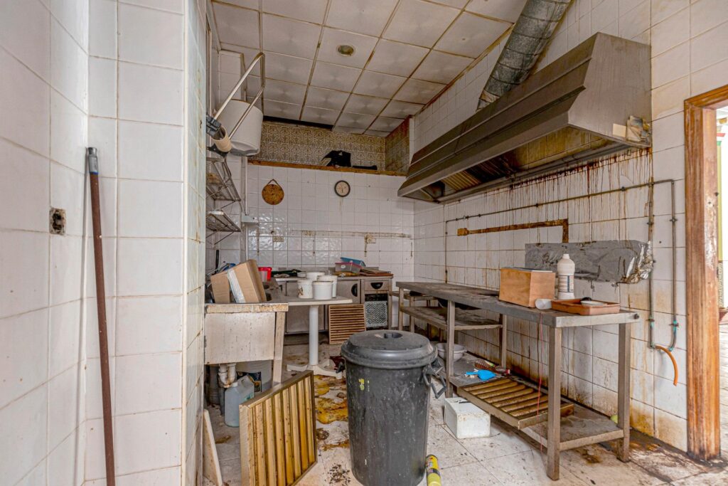 Commercial property in Torrevieja (Playa del Cura)