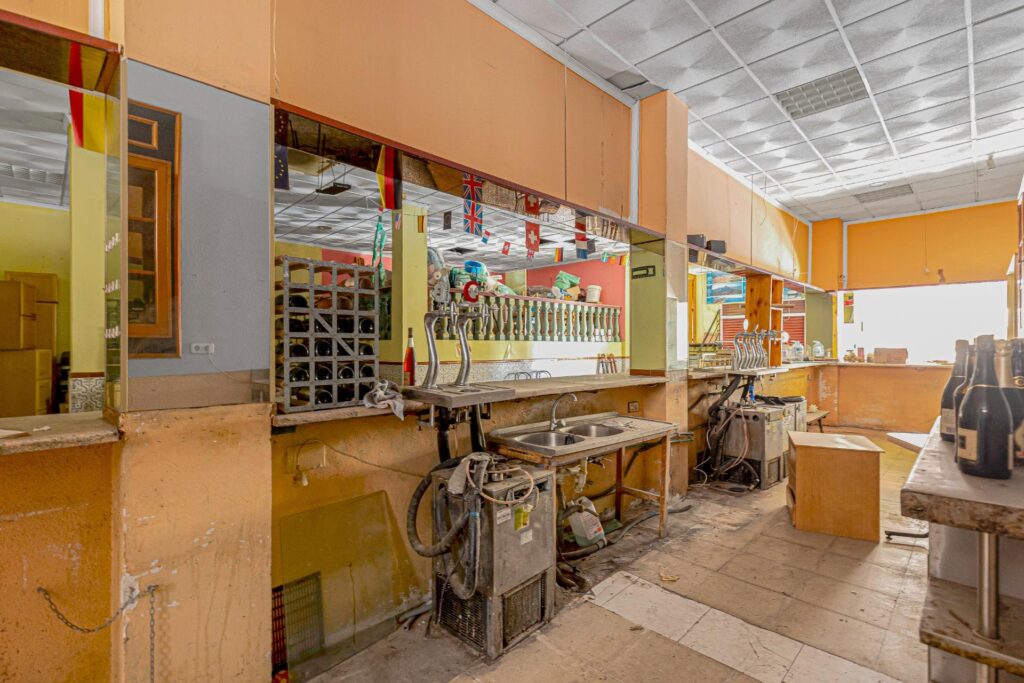 Commercial property in Torrevieja (Playa del Cura)