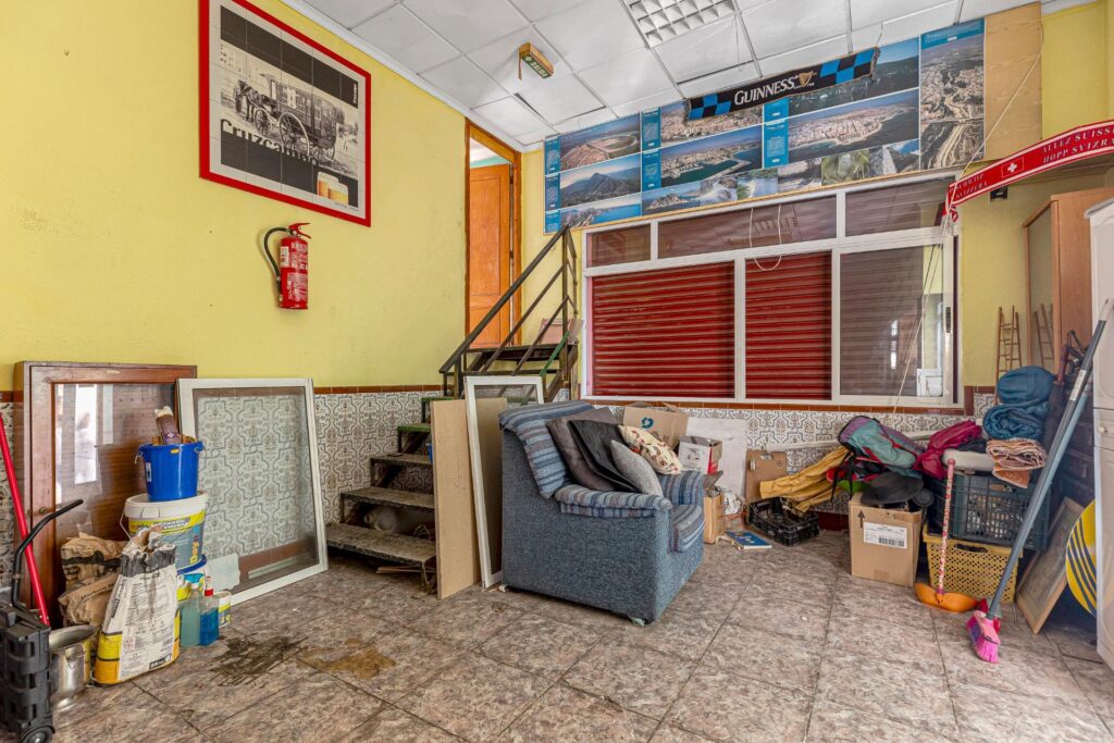 Commercial property in Torrevieja (Playa del Cura)