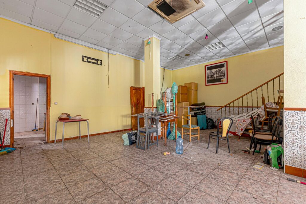 Commercial property in Torrevieja (Playa del Cura)