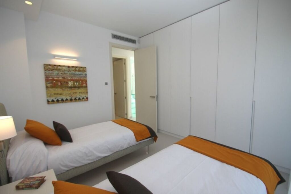 Villa in Orihuela Costa (La Zenia)