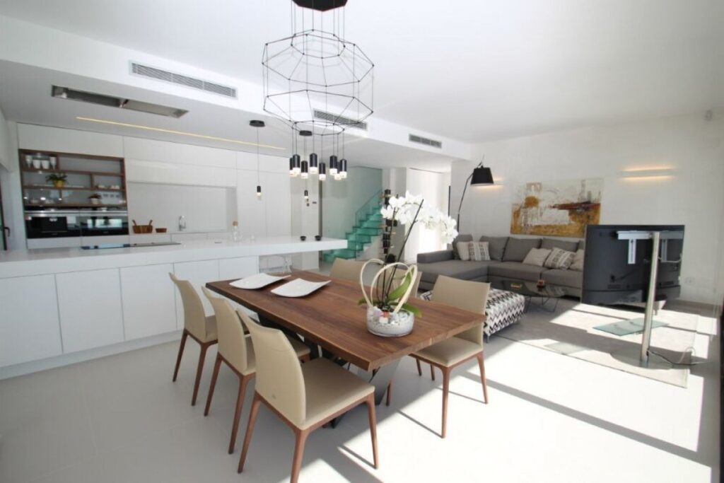 Villa in Orihuela Costa (La Zenia)