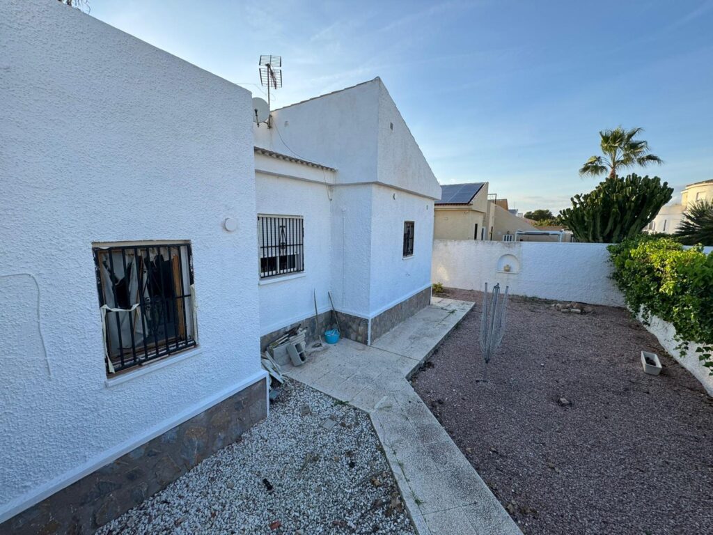 Villa in Torrevieja (San Luis)