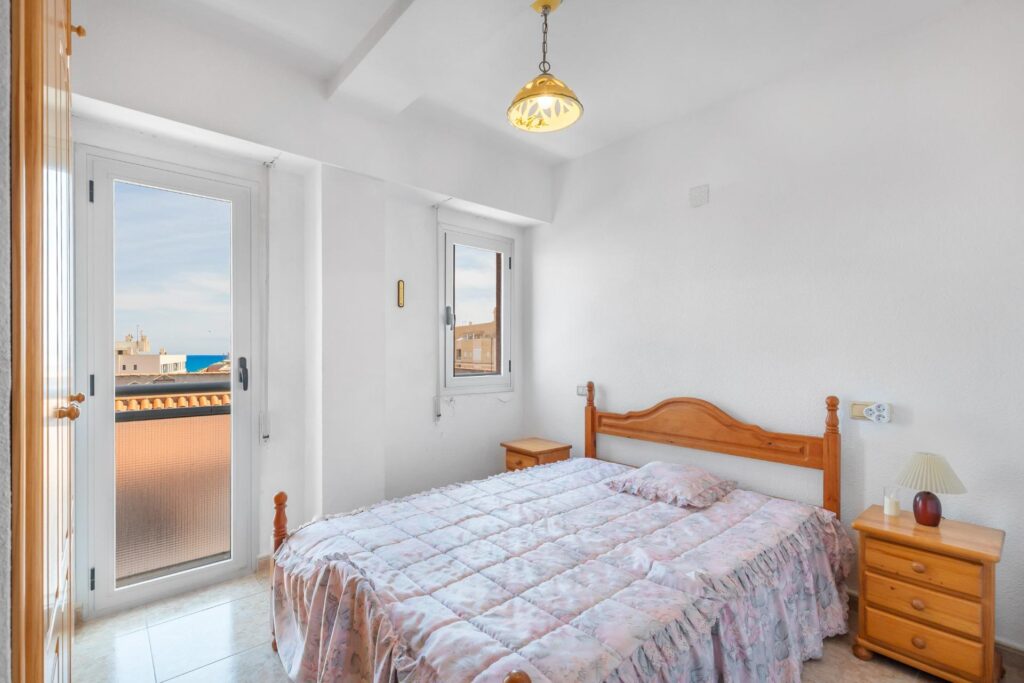 Apartment in Torrevieja (La Mata Pueblo)