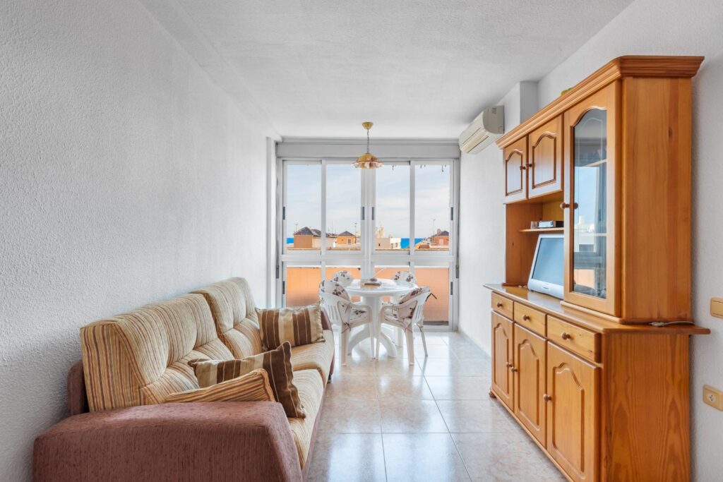 Apartment in Torrevieja (La Mata Pueblo)