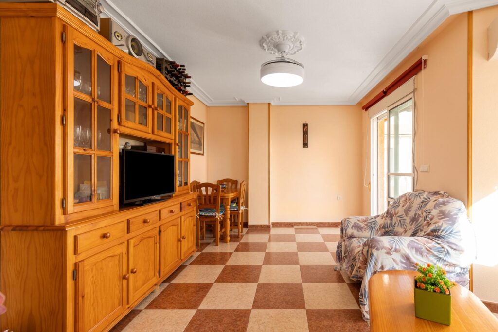 Apartment in Torrevieja (La Mata)